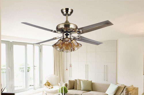 吊灯电扇_电扇吊灯装修图片_带电扇的吊灯图片